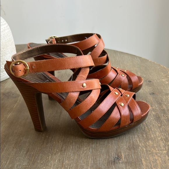 Enzo Angiolini Tan Leather High Heel Sandals with Gold Stud Details - Picture 2 of 15
